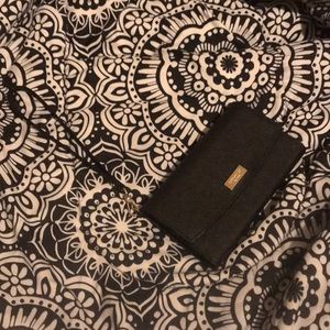 Authentic Kate Spade wristlet